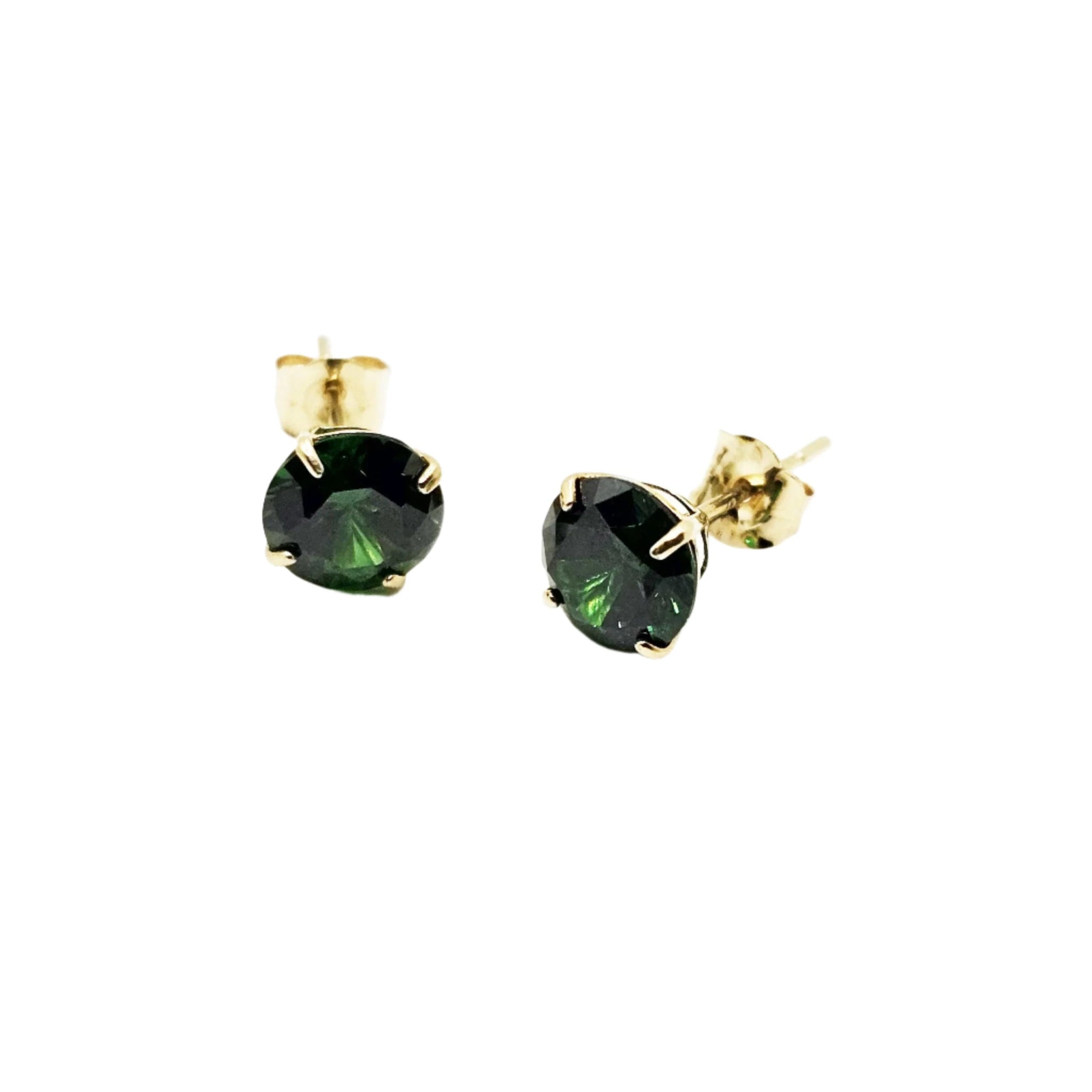 14k Gold Emerald Color Stud Earrings - Golvem